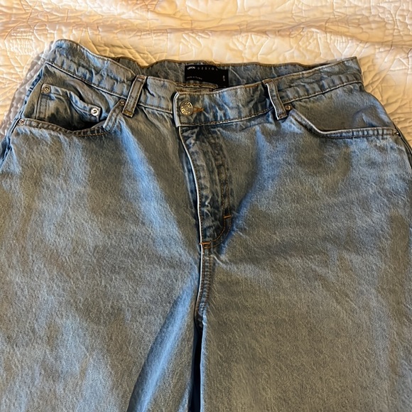ASOS Design Women’s Wide Leg Jeans Size 32/30 ***MAJOR PRICE DROP*** - Picture 2 of 4